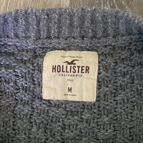 Hollister Gray Sweater - Picture 4 of 5